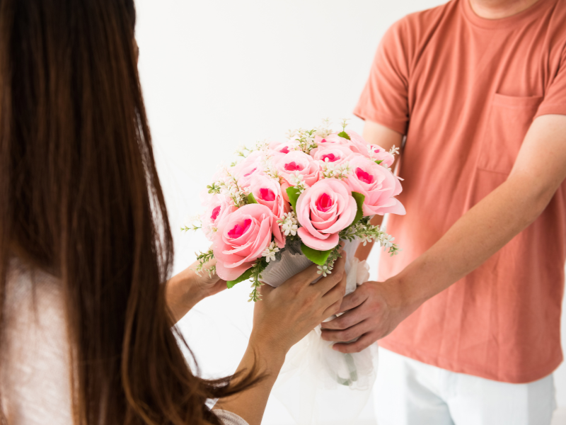 First Date Là Gì? Bí Kíp "Chinh Phục" Buổi Hẹn Đầu Tiên First date là gì_ Nên tránh điều gì khi đi firt date