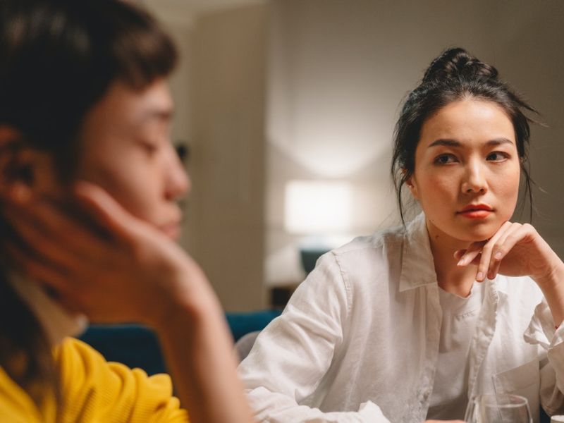 10+ Dấu Hiệu Con Gái Thích Bạn Qua Tin Nhắn – Nhận Biết Ngay! Cách nhận biết cô ấy thích bạn khi nhắn tin