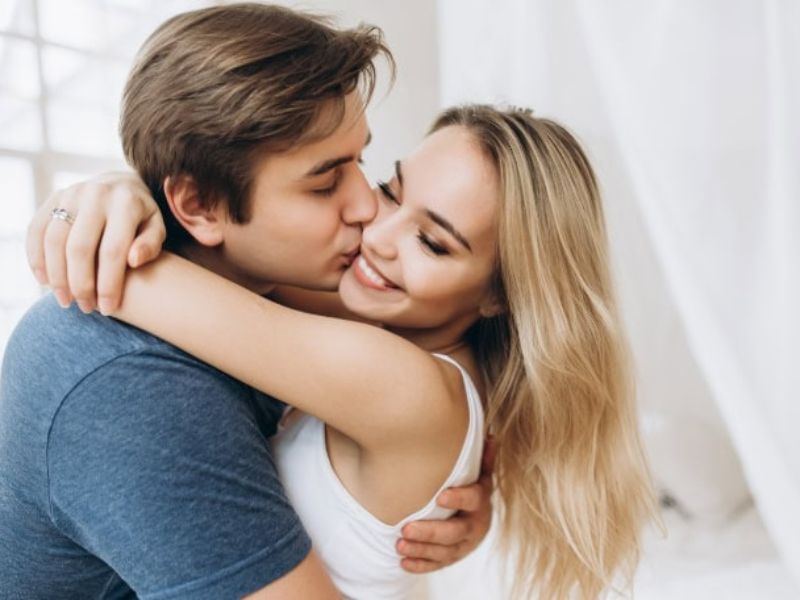 8 Dấu Hiệu Chàng Đã Nghiện Bạn Mà Mọi Cô Gái Nên Biết Chàng Nhớ Từng Chi Tiết Nhỏ Về Bạn