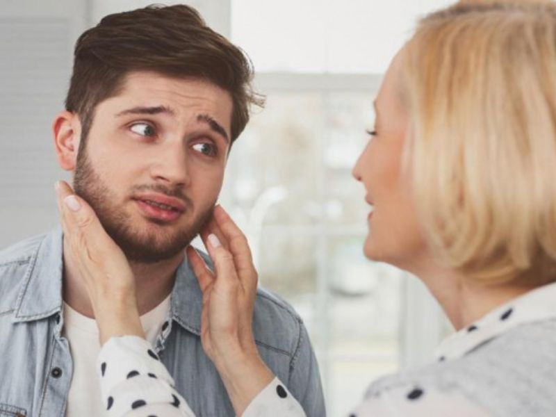 Mamaboy là gì? 8 Dấu Hiệu, Nguyên Nhân và cách Khắc Phục Dấu hiệu nhận biết mamaboy
