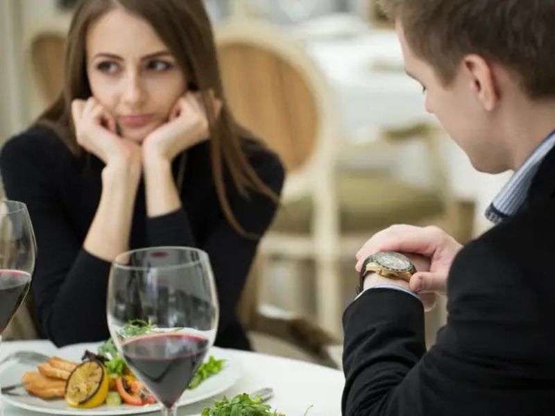 8/3 Ăn Gì? Gợi Ý Những Món Ngon Hấp Dẫn Cho Ngày Quốc Tế Phụ Nữ 8/3 nên ăn gì để buổi tiệc thêm ý nghĩa