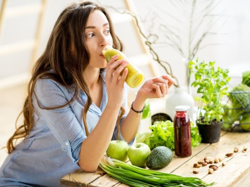 Quan hệ lần đầu có bị chậm kinh không? Lý do và giải đáp Lời khuyên từ chuyên gia về việc quan hệ lần đầu bị trễ kinh